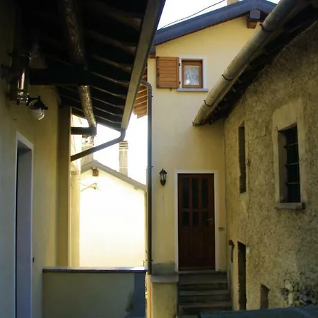 Runchee Farm stay *